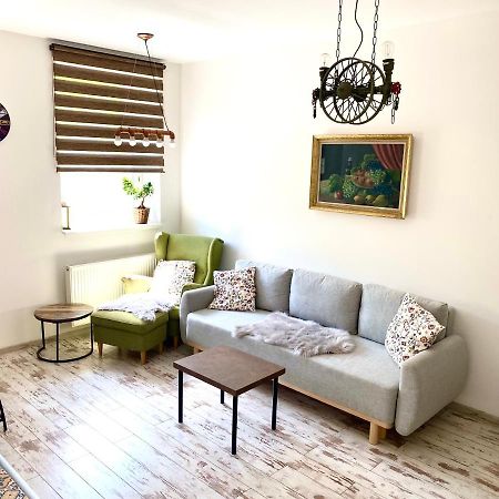 Residence Park Lovely Apartman With Private Parking Kysucke Nove Mesto Zewnętrze zdjęcie